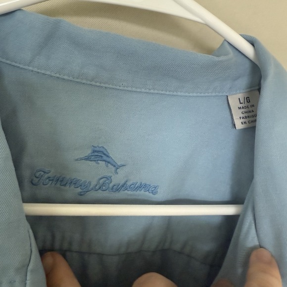 Tommy Bahama Men's Large Light Blue 100% Silk Short Sleeve Button‎ Up Shirt Top - Picture 3 of 7